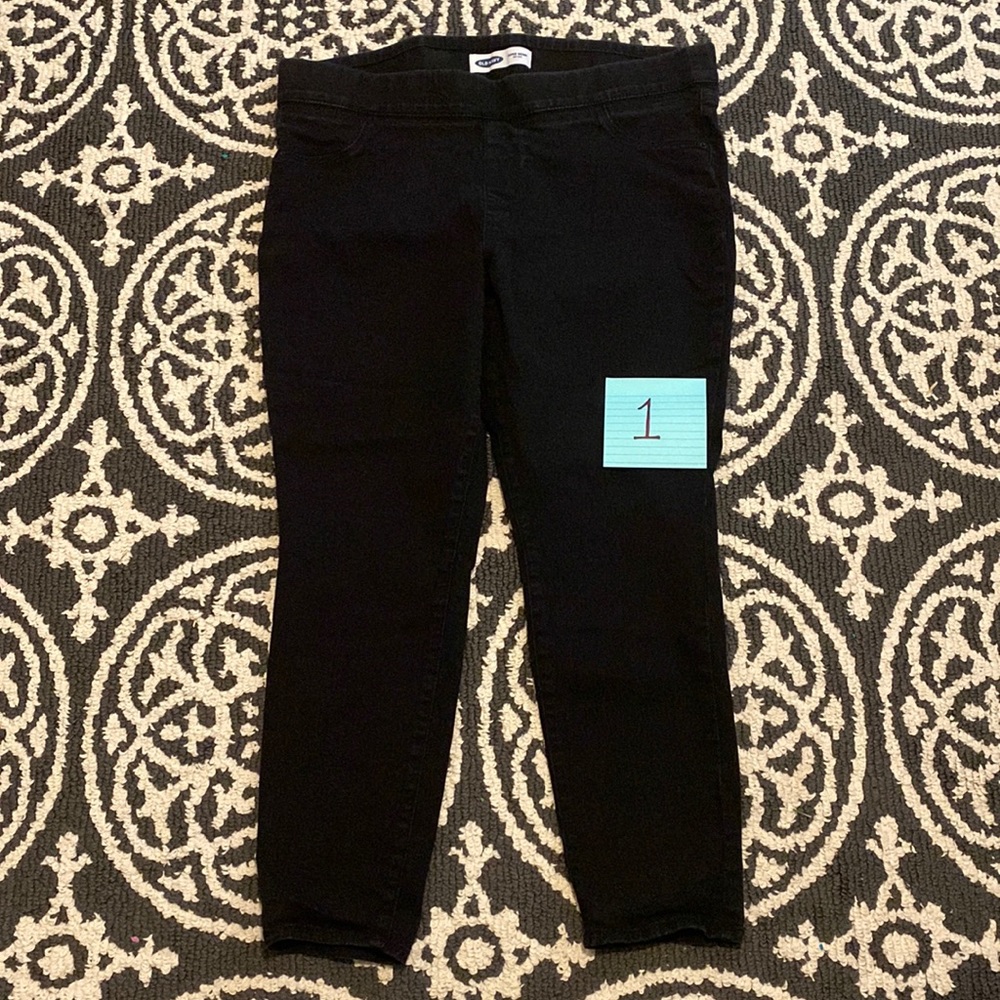 Women’s pull on Old Navy size 18 petite jeggings